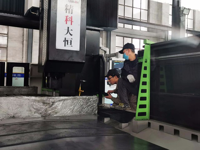 數(shù)控龍門銑床加工范圍有哪些？可以適用什么行業(yè)